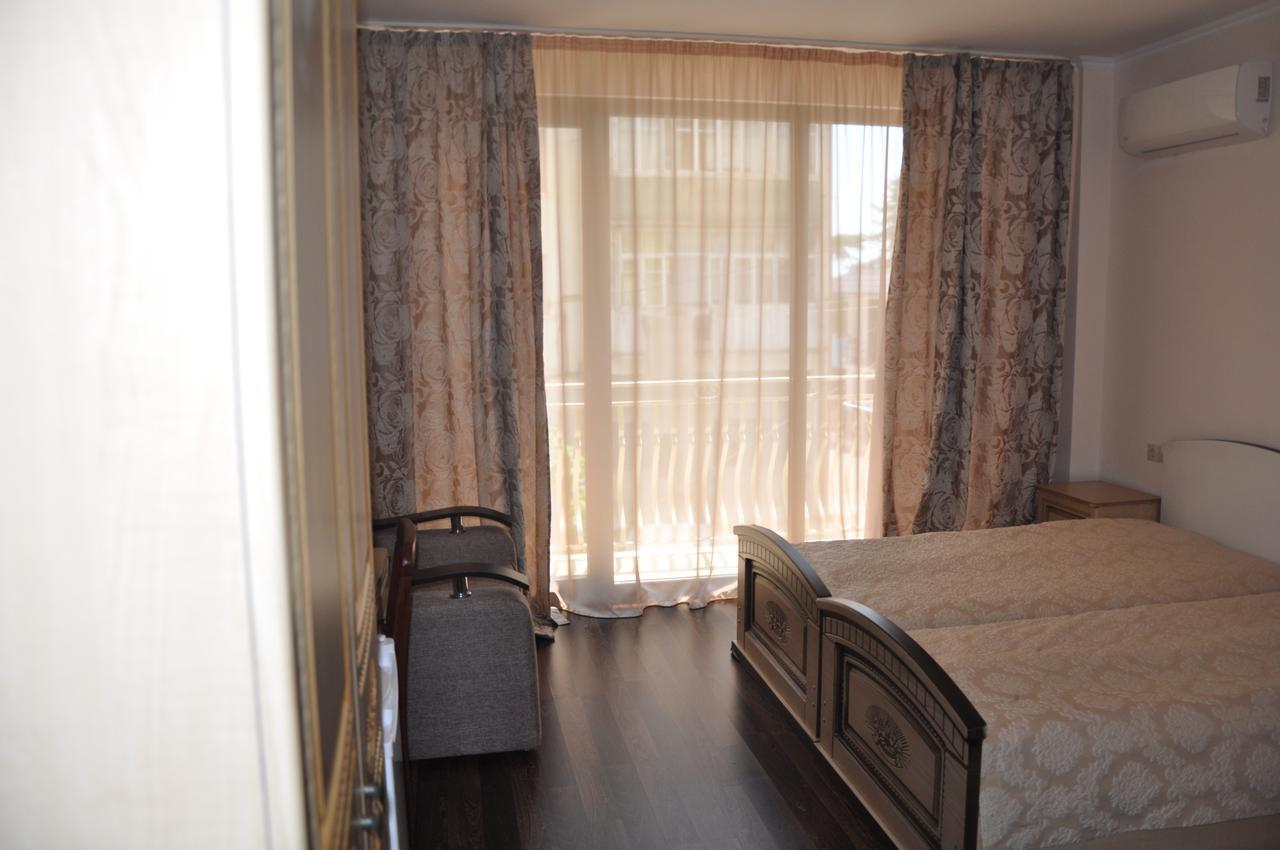 Mini Hotel Lidia New Athos Extérieur photo