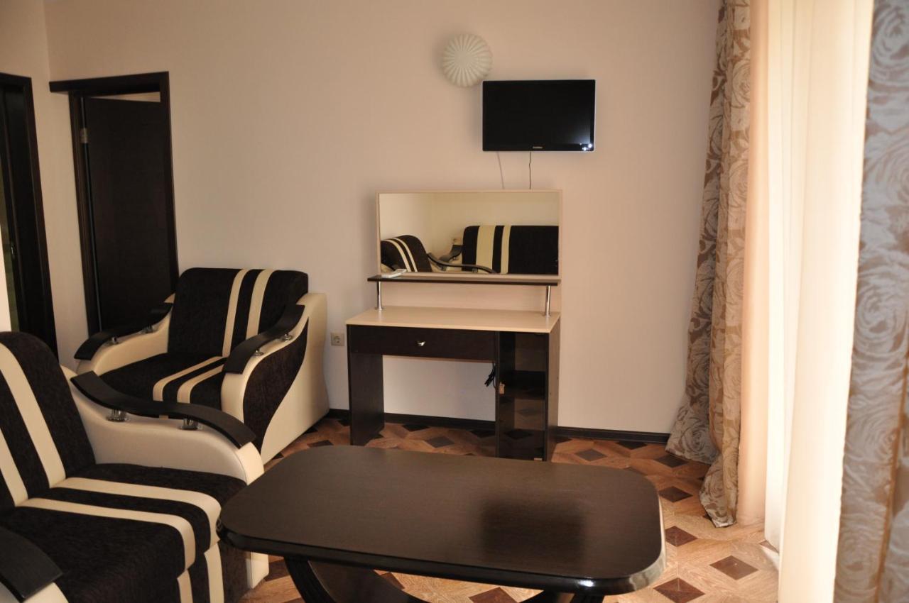Mini Hotel Lidia New Athos Extérieur photo